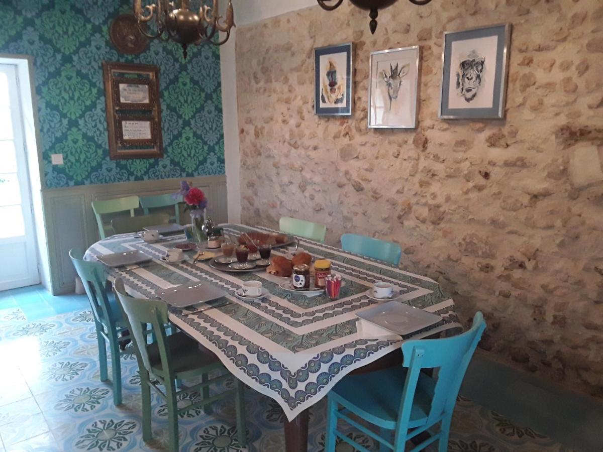 'La Menagerie' Bed & Breakfast Chateauvieux  ภายนอก รูปภาพ